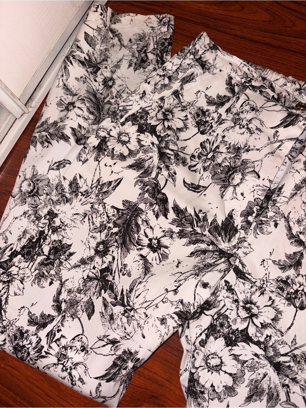 Women's Black & White Floral Pull-On Pants - Picture 2 of 5